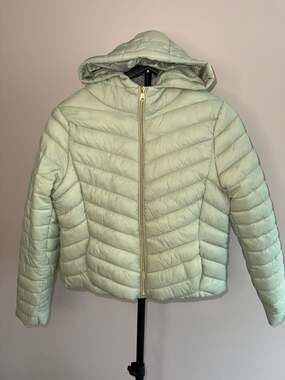 IRIS Women's Sage Green Hooded Puffer Jacket Size L